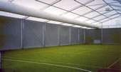 Шатри и Халета, големи като размер, широки 20 метра на секции по 5 метра. Алуминиевите шатри и халета са подходящи за спортно хале.